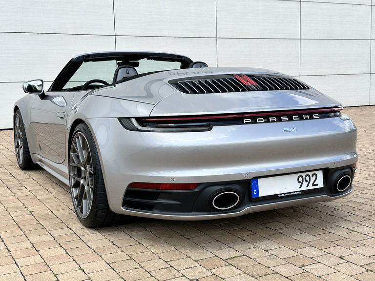 Porsche 992 Carrera 4S