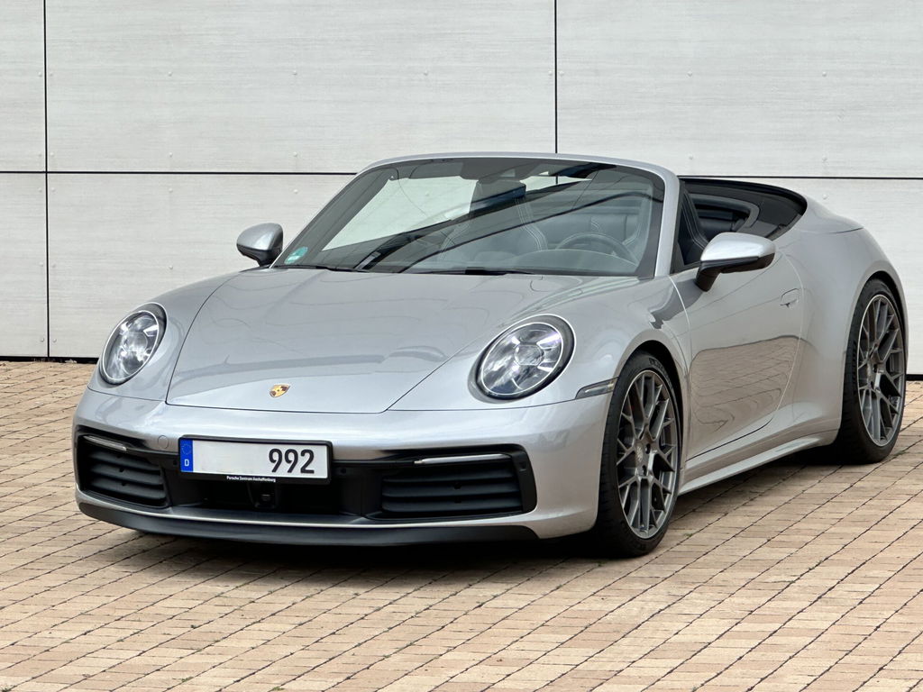 Porsche 992 Carrera 4S