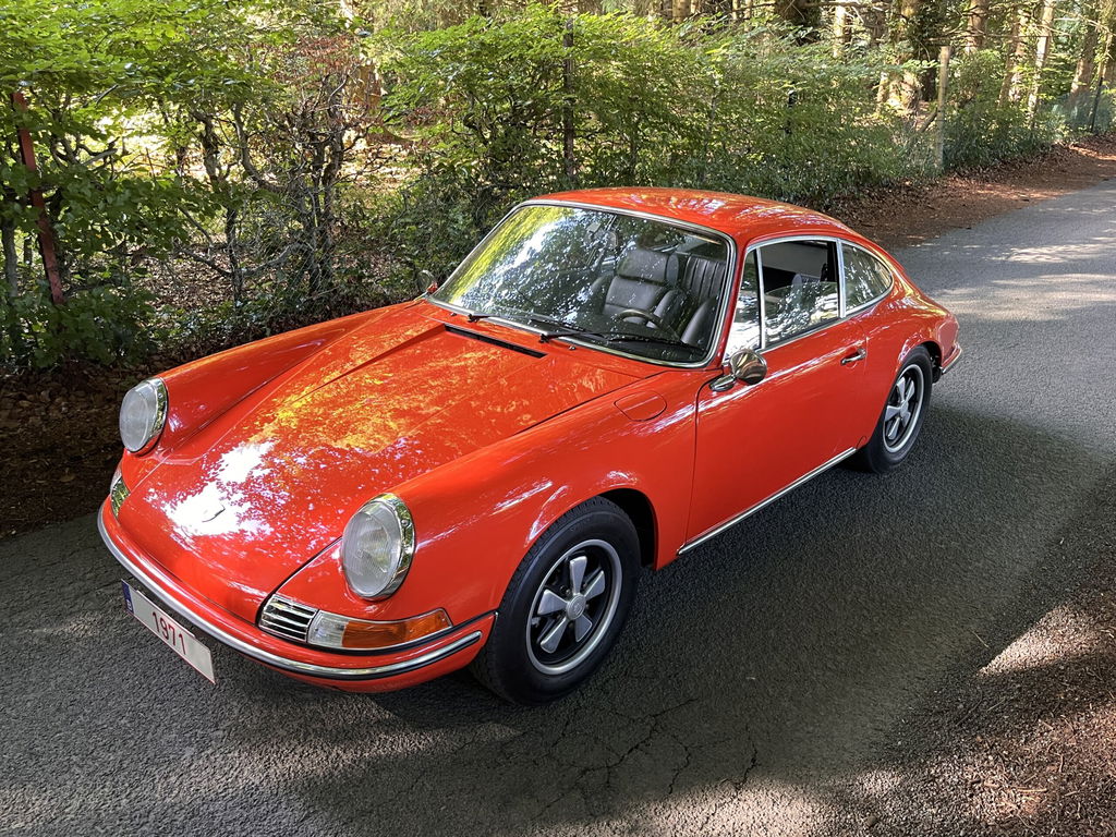 Porsche 911 T