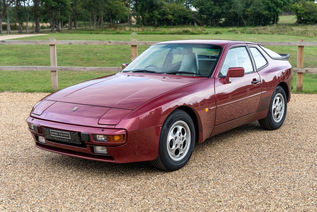 Porsche 944 Coupé