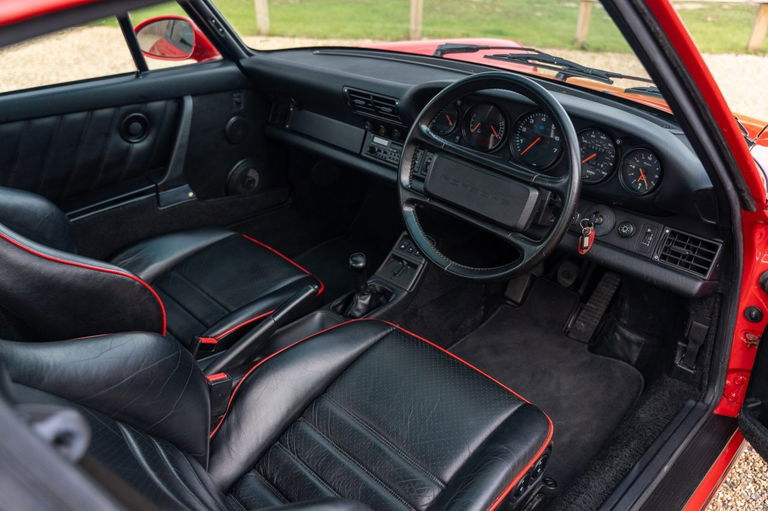 Porsche 964 Carrera 2