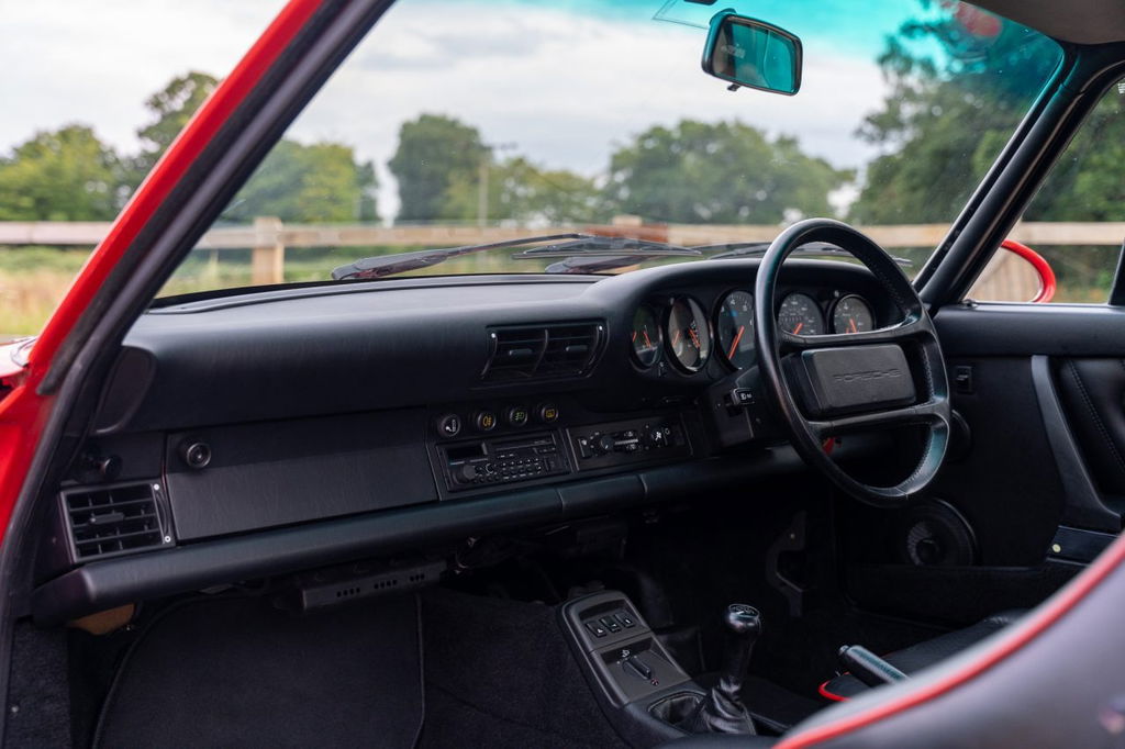 Porsche 964 Carrera 2