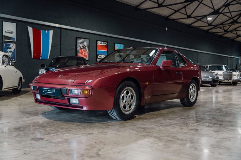 Porsche 944 Coupé
