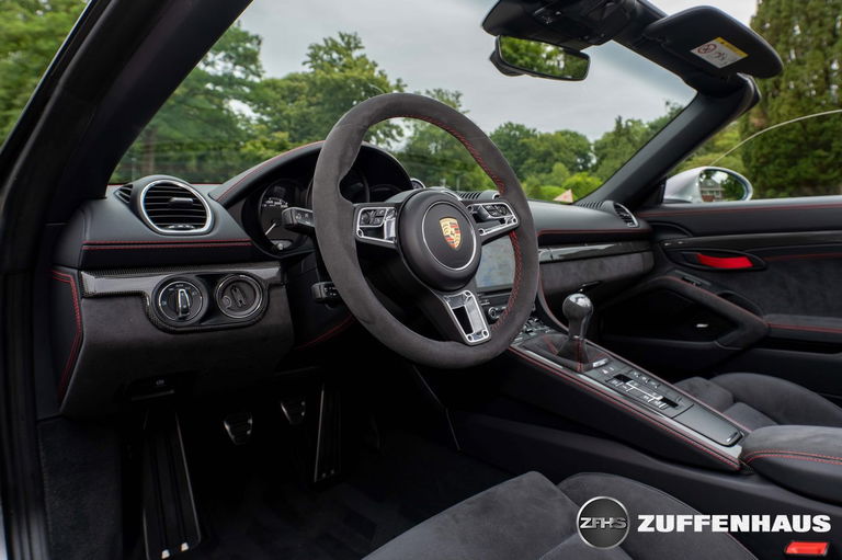 Porsche 718 Spyder