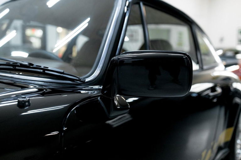 Porsche 911 Carrera 2.7