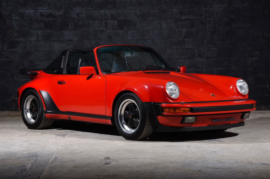 Porsche 911 Turbo 3.3 (US)