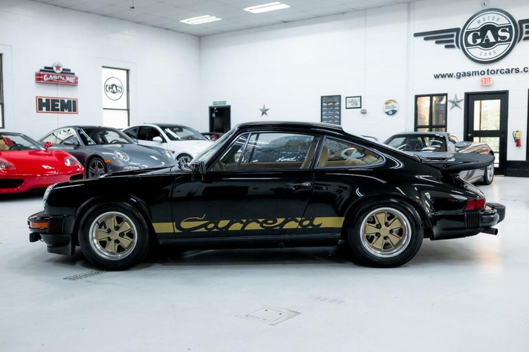 Porsche 911 Carrera 2.7