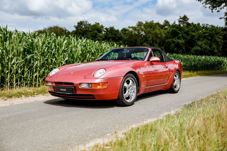Porsche 968