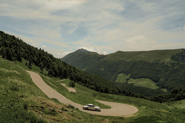 “Just drive” – Paula & Ken on their 911 Carrera 3.2 Euro-roadtrip