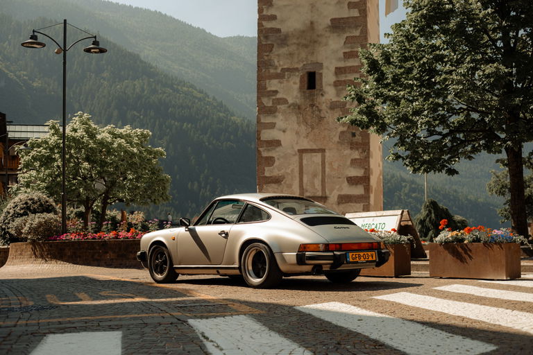“Just drive” – Paula & Ken on their 911 Carrera 3.2 Euro-roadtrip