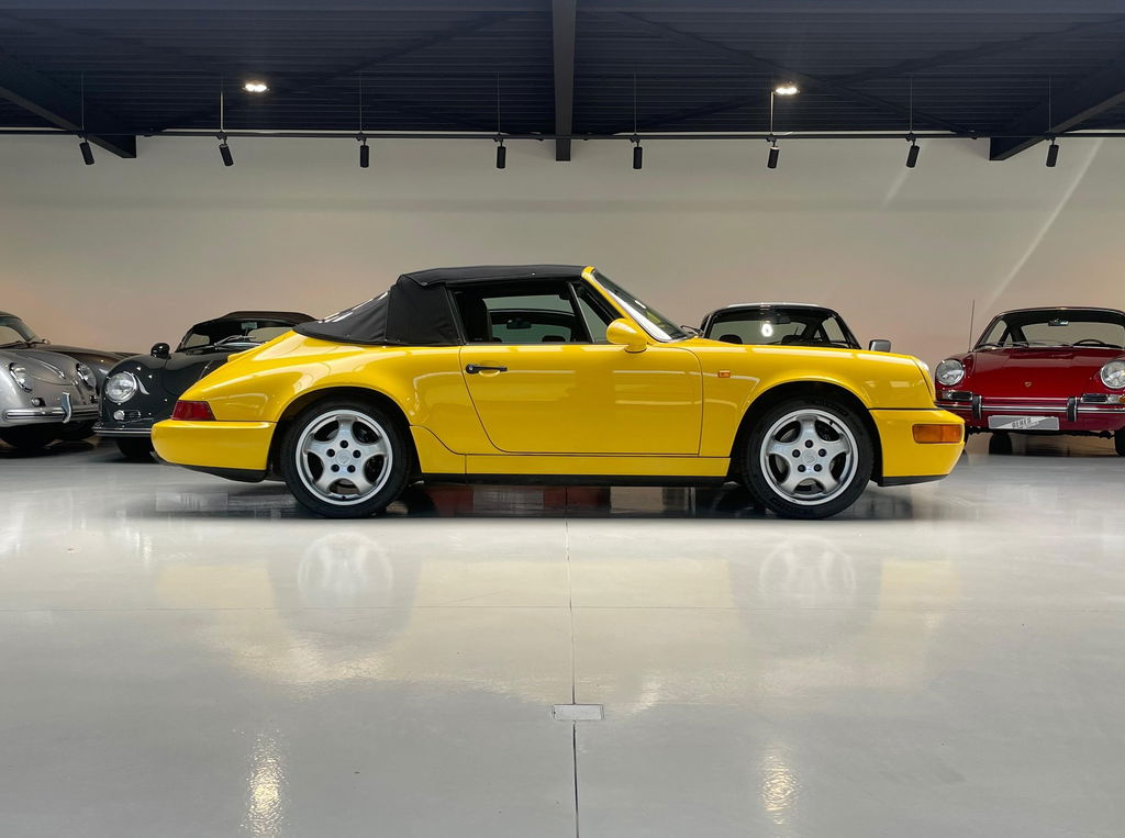 1992 Porsche 964 Carrera 4 Cabriolet