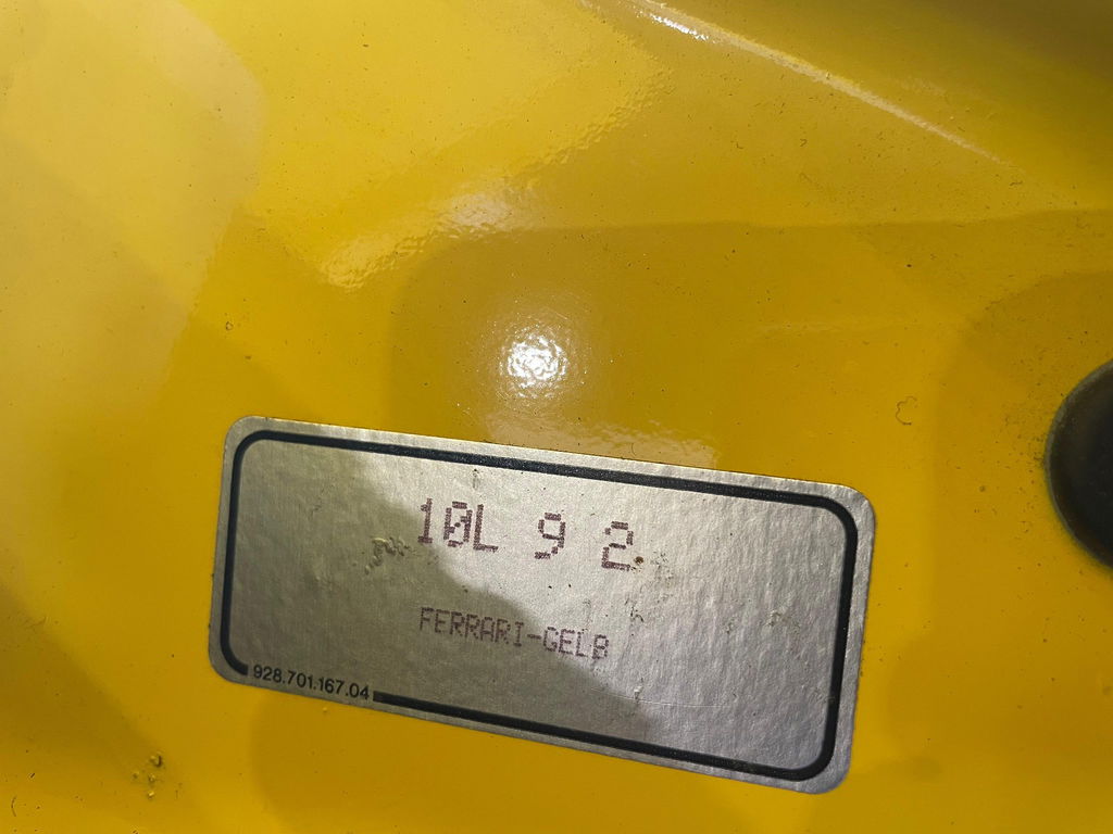 Porsche 964 Carrera 4