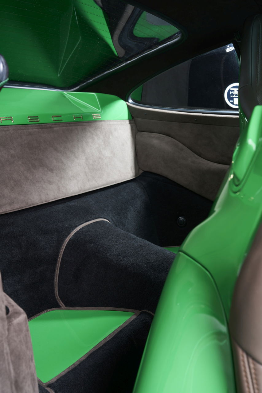 Porsche 911 Backdate