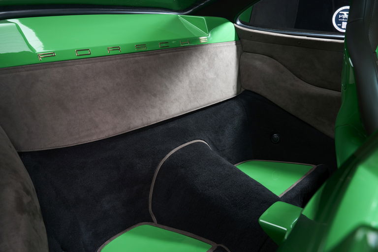 Porsche 911 Backdate