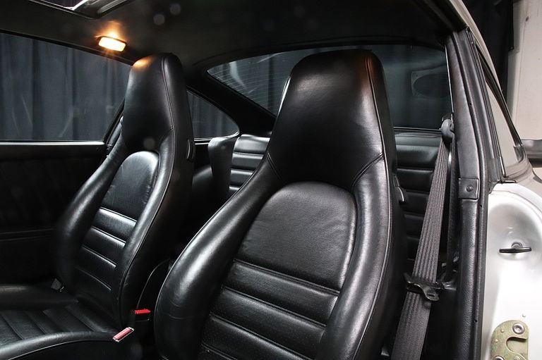 Porsche 911 Turbo 3.3