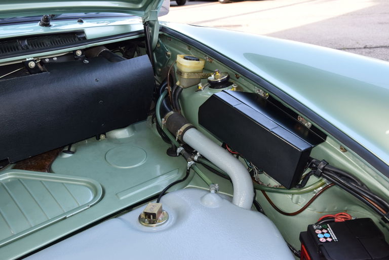 Porsche 911 Carrera 2.7