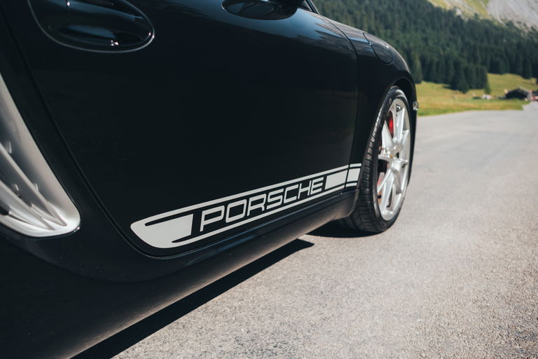 Porsche 987 Cayman R