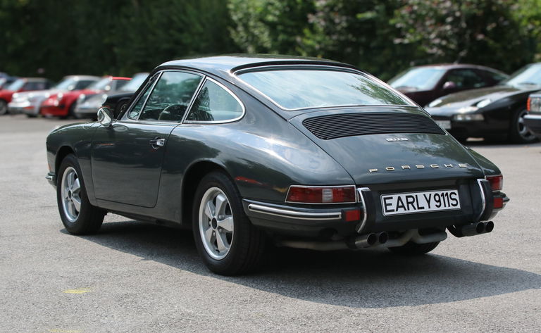 Porsche 911 T