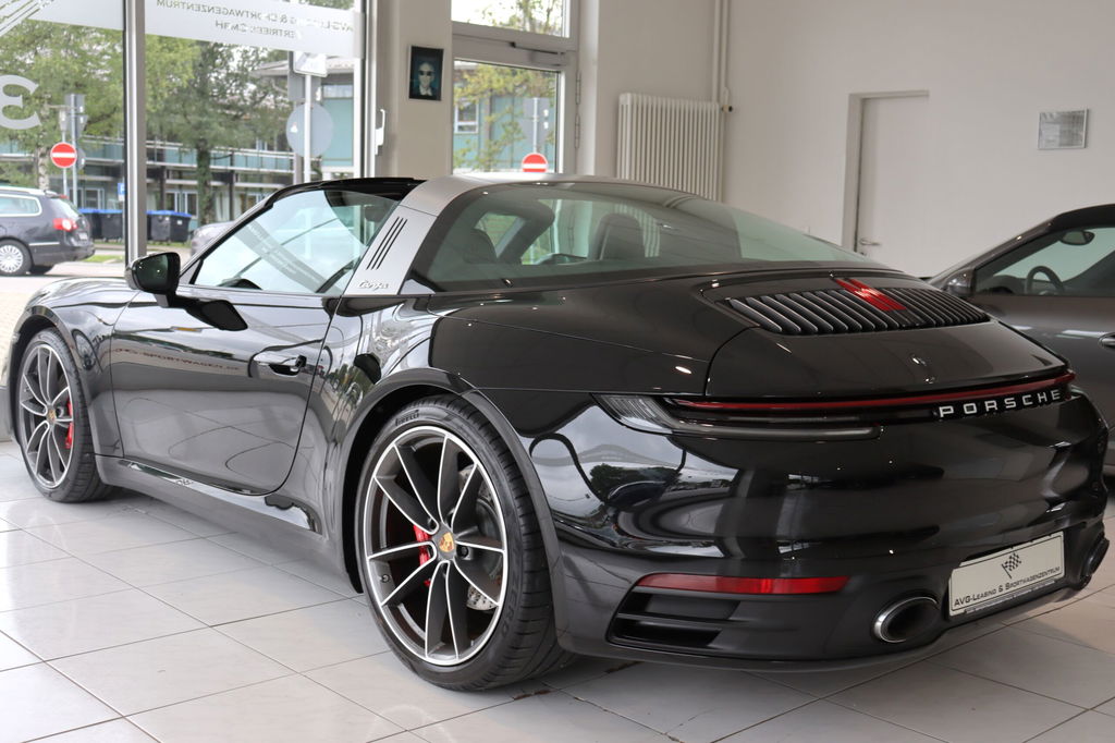Porsche 992 Targa 4S