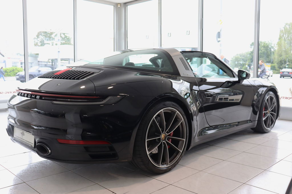 Porsche 992 Targa 4S