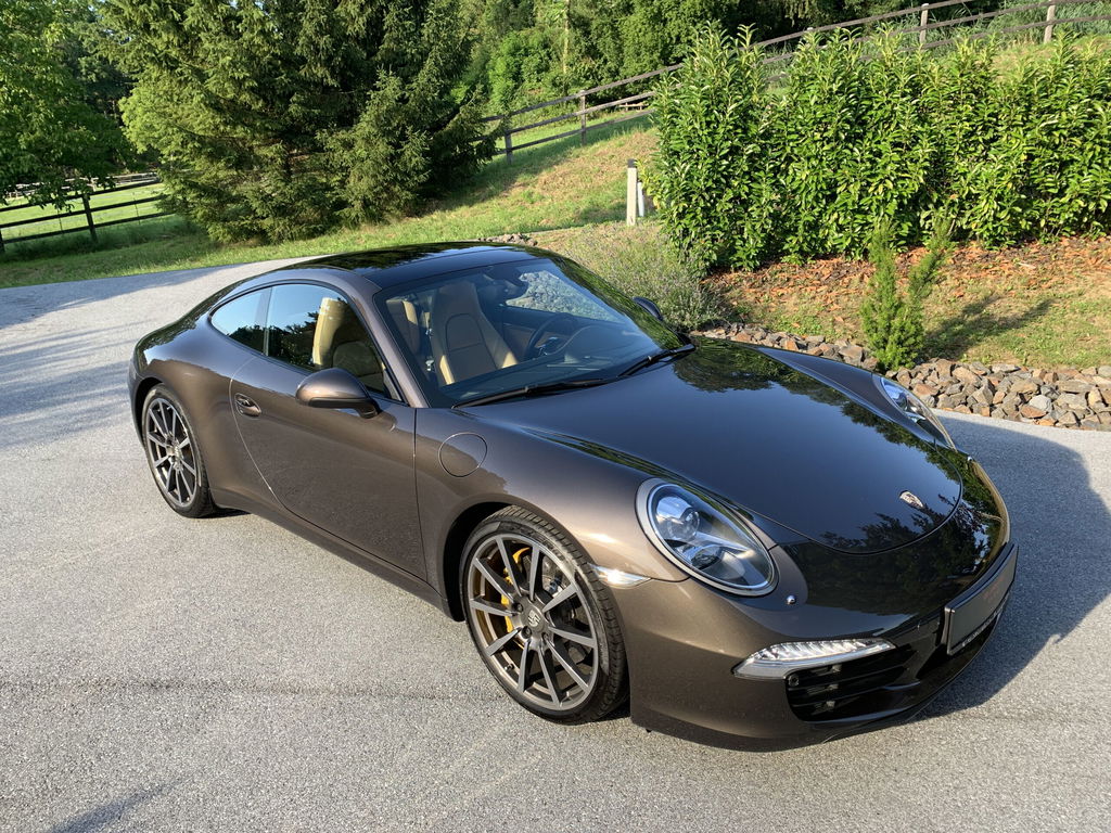 Porsche 991 Carrera
