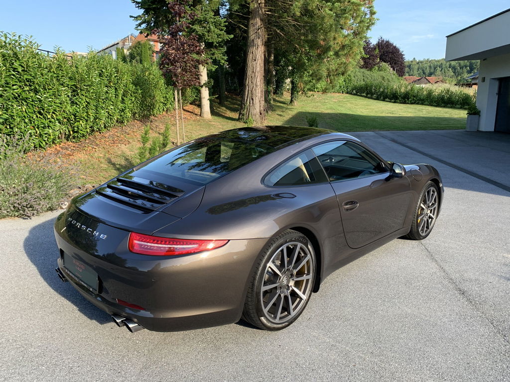 Porsche 991 Carrera
