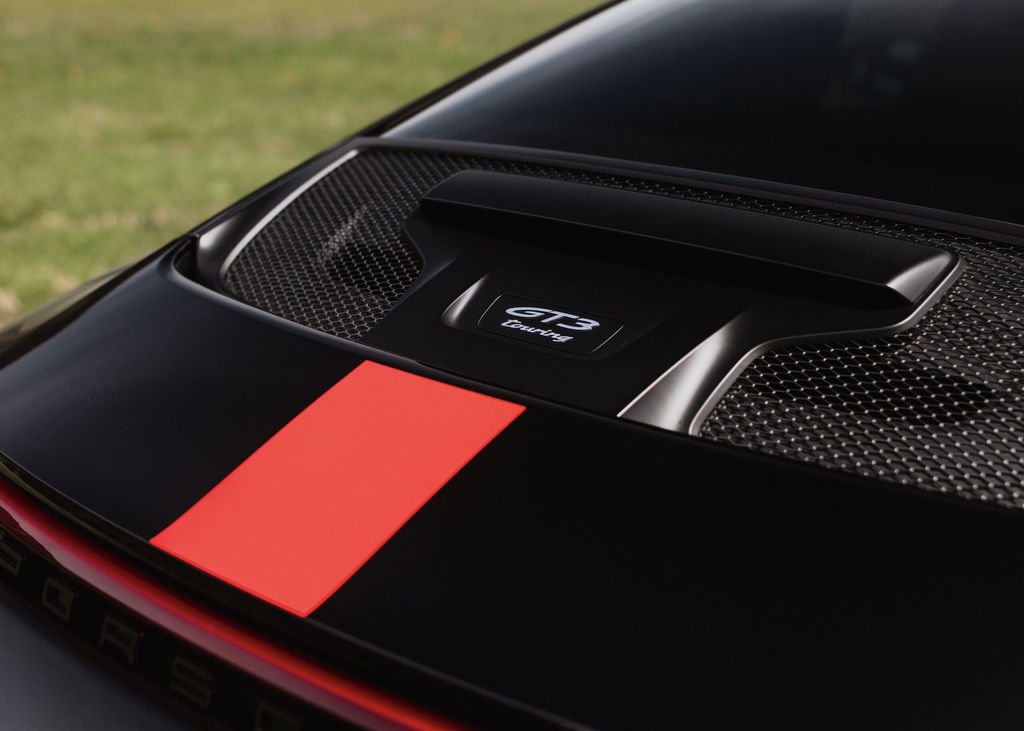 Porsche 992 GT3 Touring