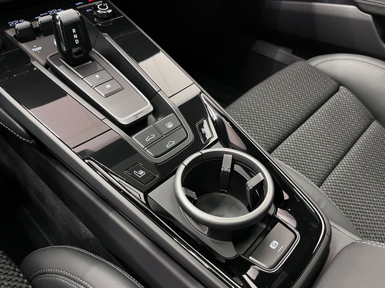 Porsche 992 Carrera T