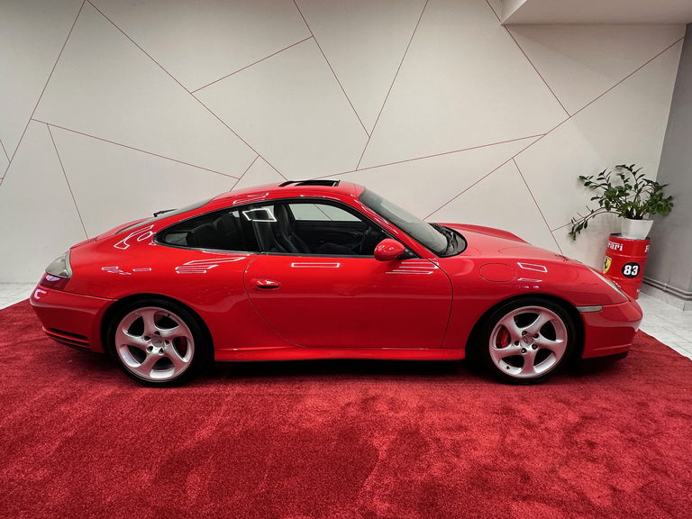 Porsche 996 Carrera 4S