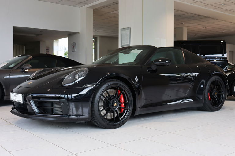 Porsche 992 Targa 4 GTS