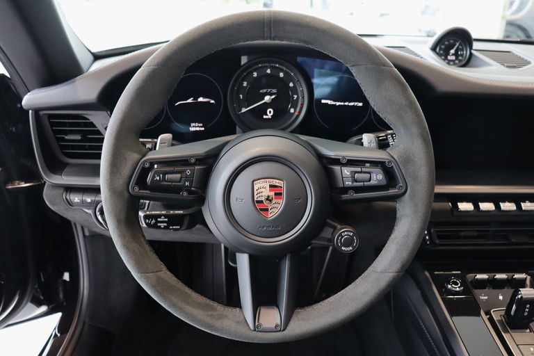 Porsche 992 Targa 4 GTS