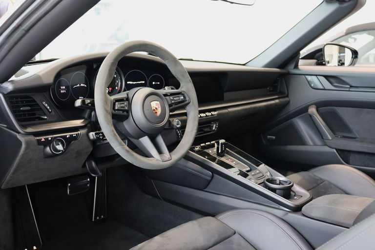 Porsche 992 Targa 4 GTS