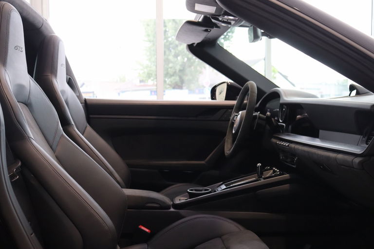 Porsche 992 Targa 4 GTS