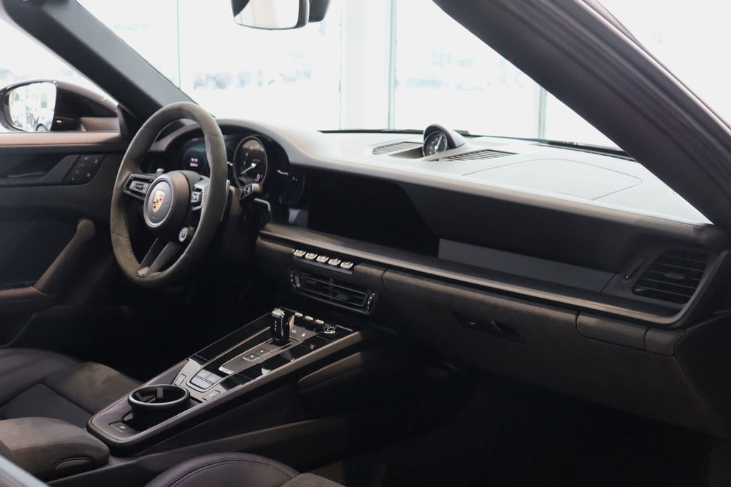 Porsche 992 Targa 4 GTS