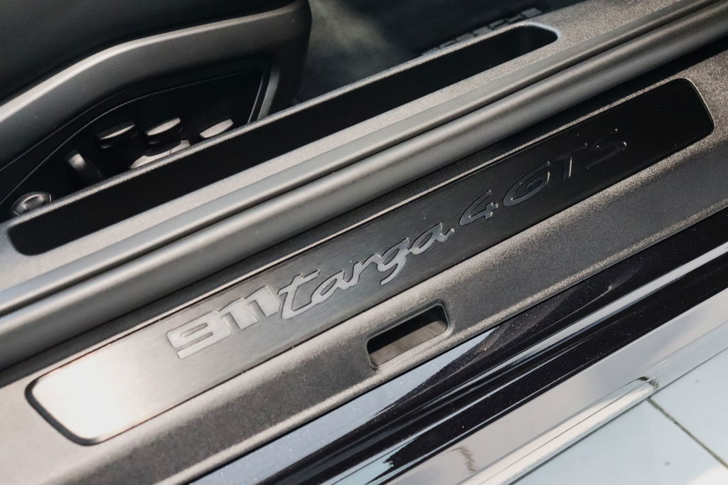 Porsche 992 Targa 4 GTS