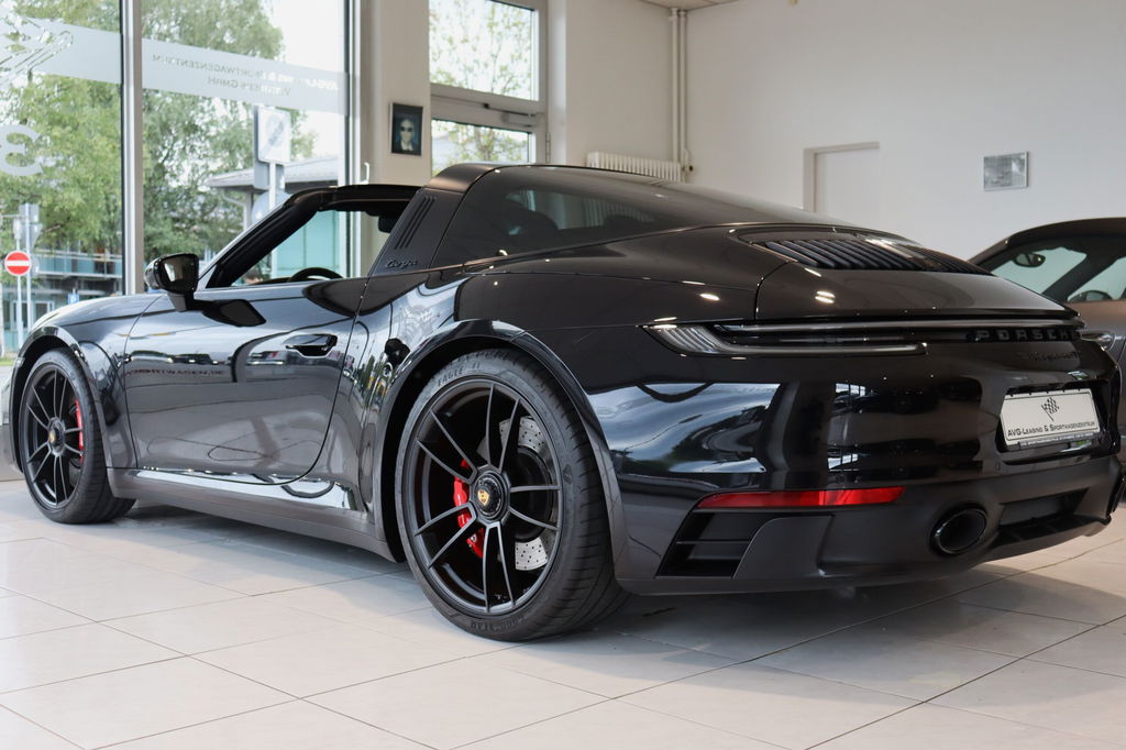 Porsche 992 Targa 4 GTS