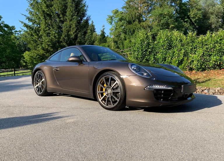 Porsche 991 Carrera