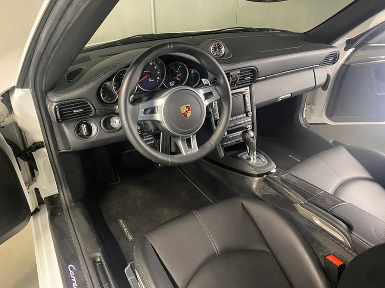 Porsche 997.2 Carrera GTS