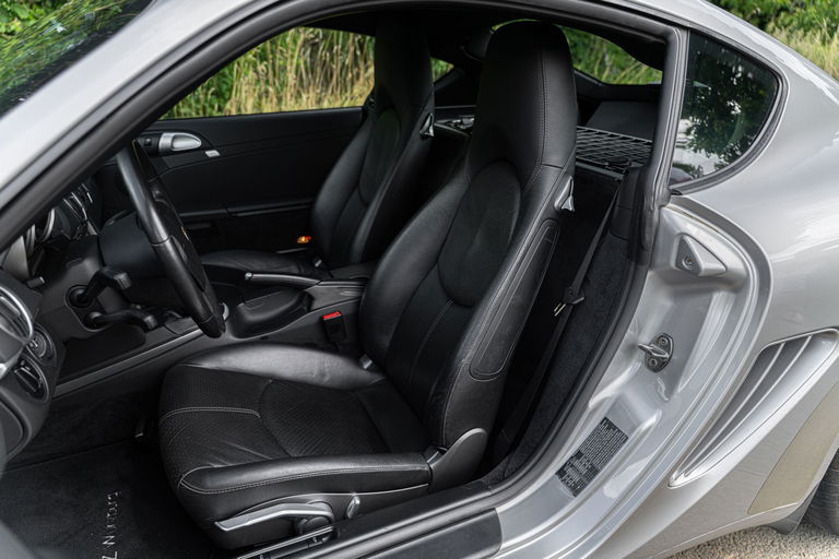 Porsche 987 Cayman S