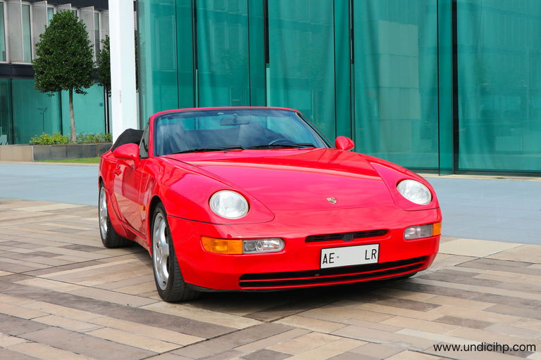 Porsche 968
