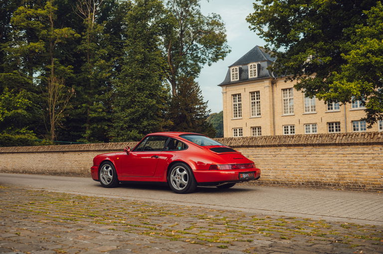 Porsche 964 Carrera 2