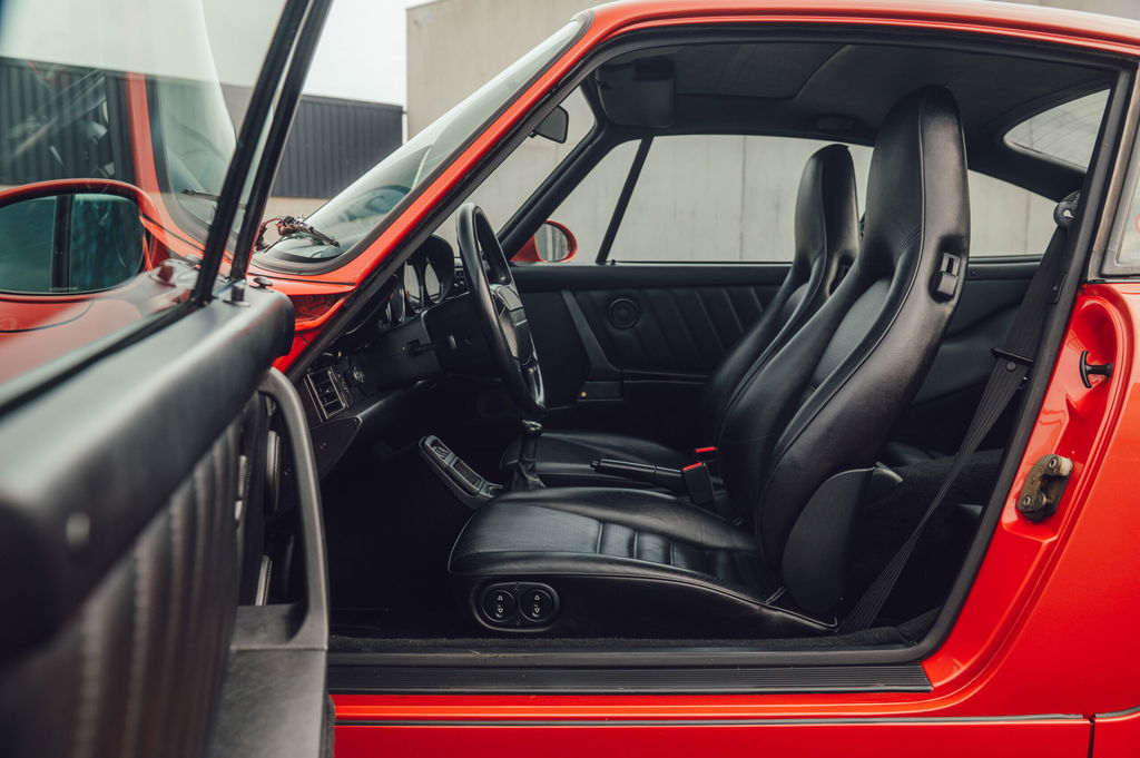 Porsche 964 Carrera 2