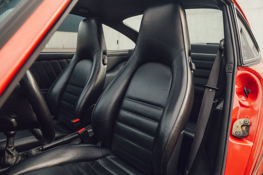 Porsche 964 Carrera 2