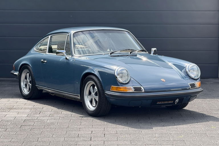 Porsche 911 T (US)