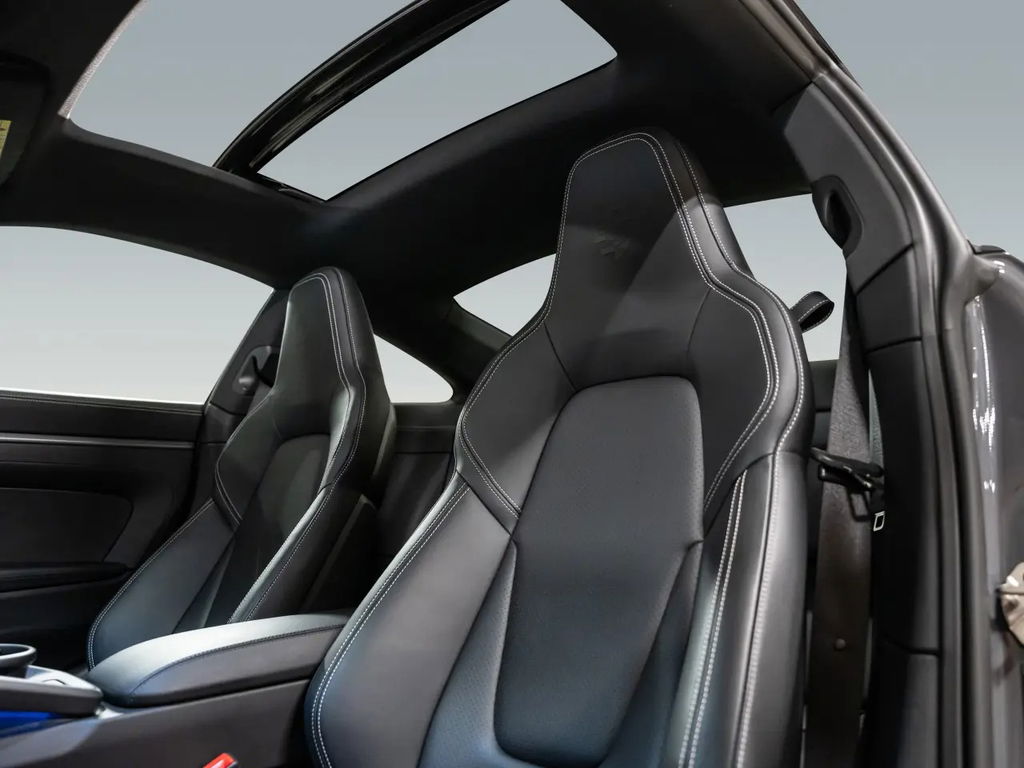 Porsche 992.2 Carrera