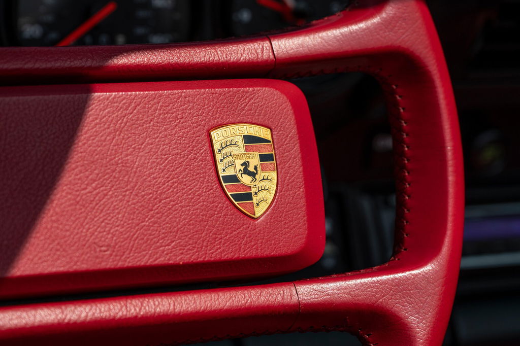 Porsche 911 Turbo 3.3 (US)