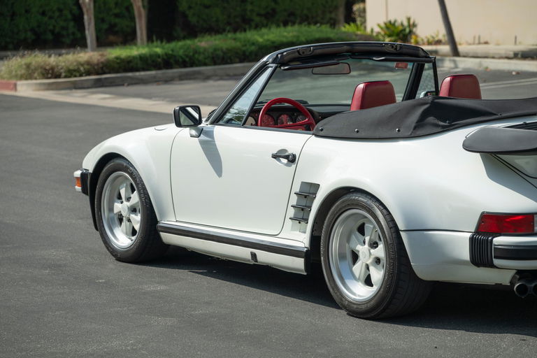 Porsche 911 Turbo 3.3 (US)