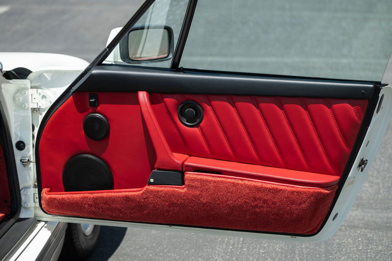 Porsche 911 Turbo 3.3 (US)