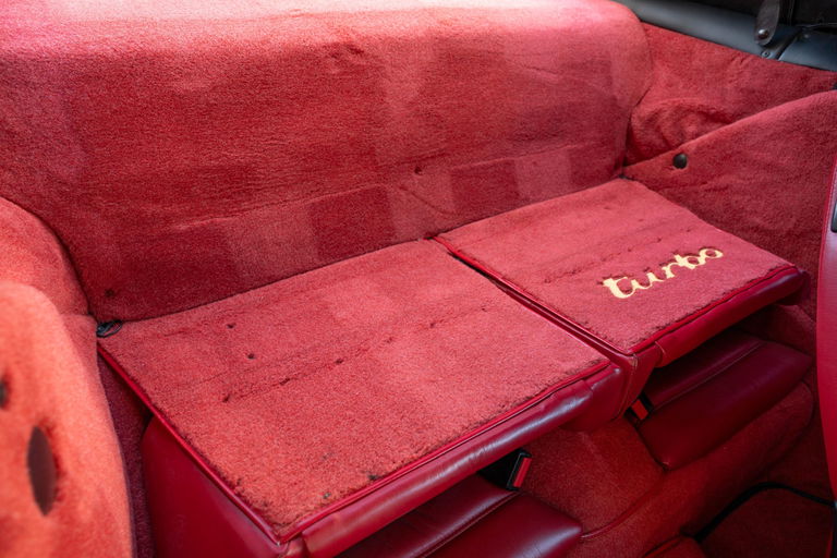 Porsche 911 Turbo 3.3 (US)