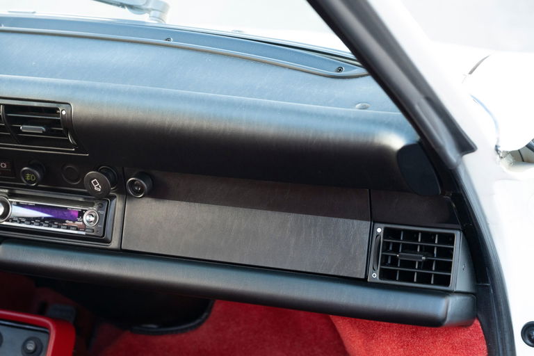 Porsche 911 Turbo 3.3 (US)